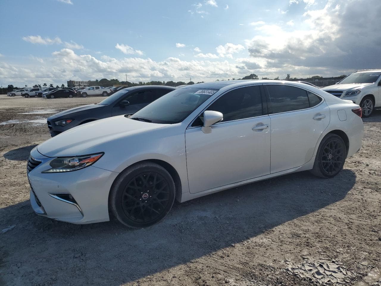Lexus ES 2017 z USA