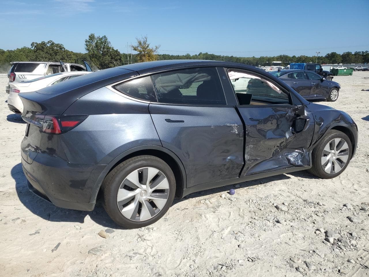 2024 Tesla Model Y - foto 3