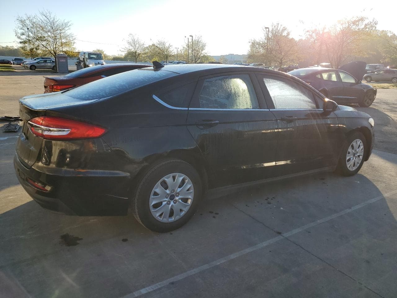 2020 Ford Fusion S - foto 3