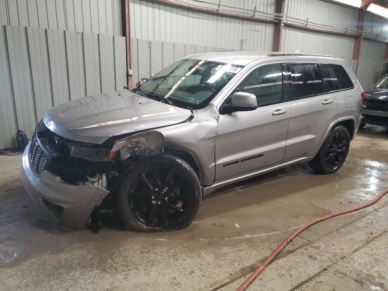 2020 Jeep Grand Cherokee Laredo