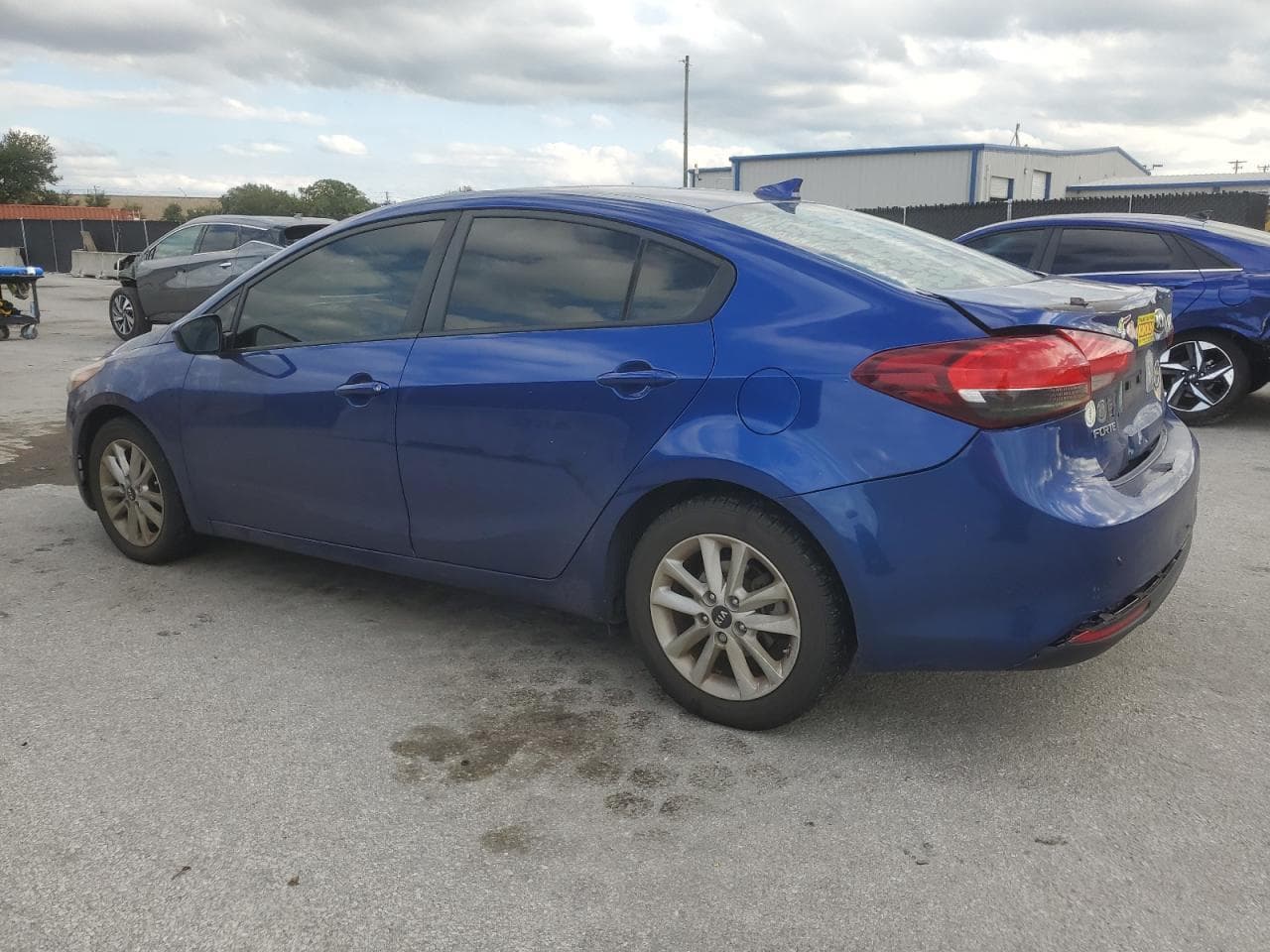2017 Kia Forte - foto 2