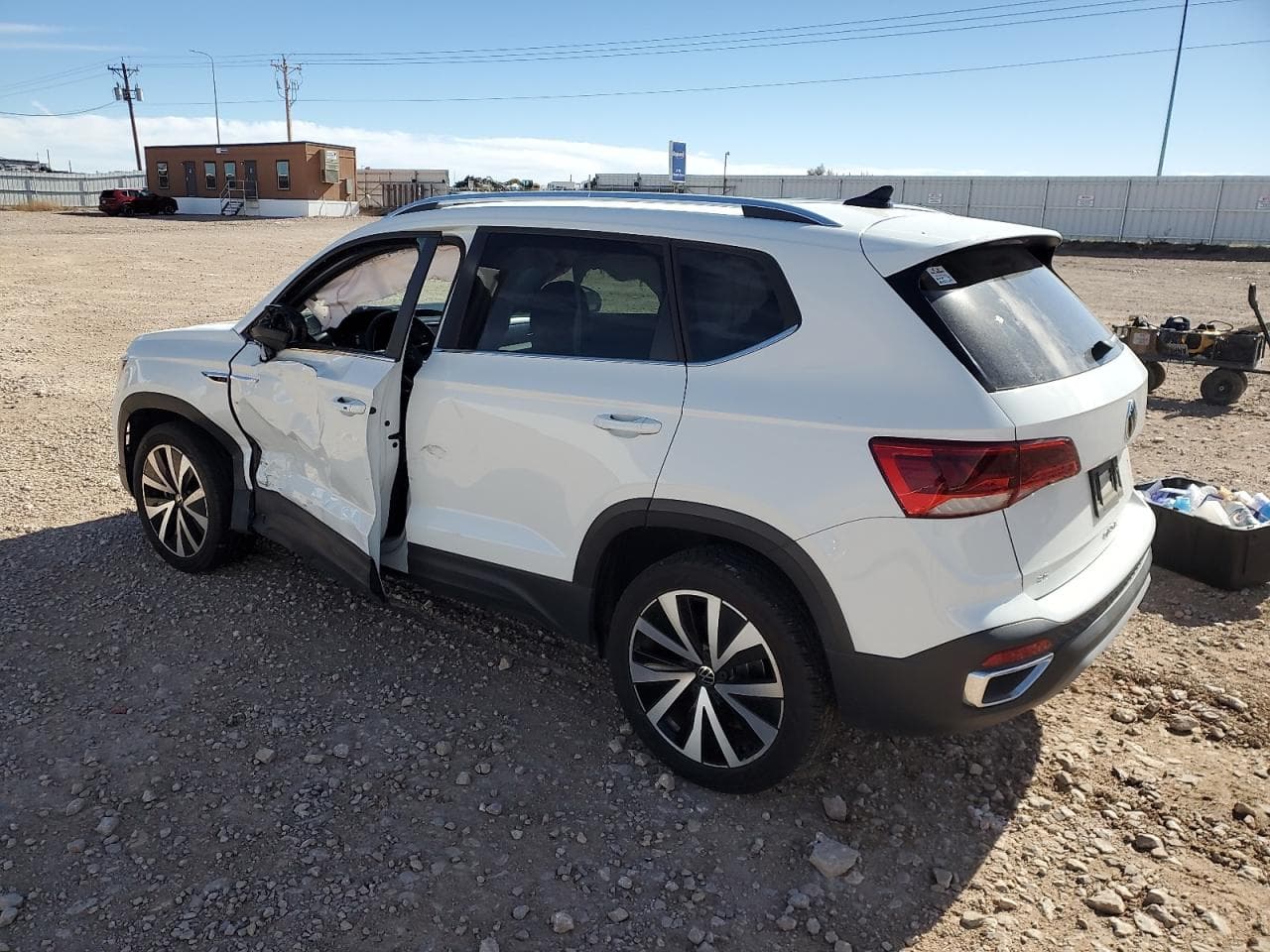 2023 Volkswagen Taos Se - foto 2