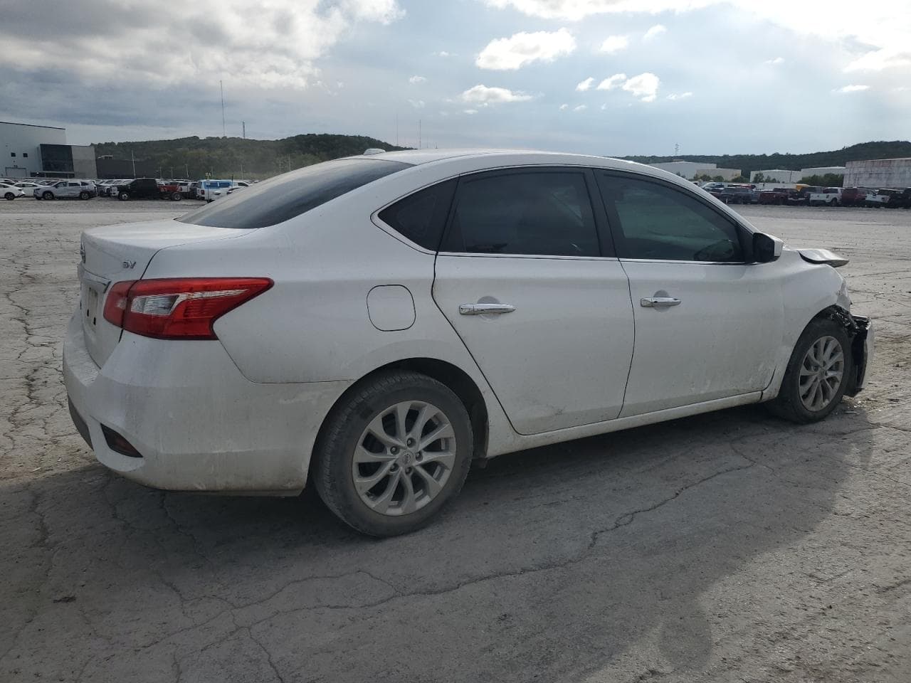2019 Nissan Sentra S - foto 3