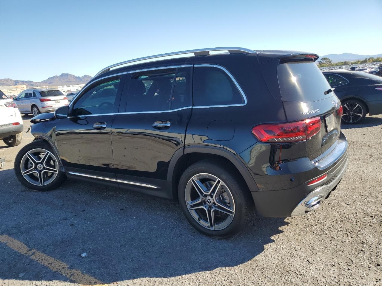 2022 Mercedes-Benz Glb 250 4Matic - foto 2