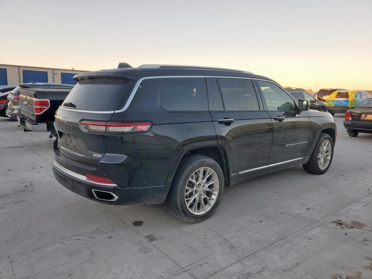 2021 Jeep Grand Cherokee L Summit - foto 3