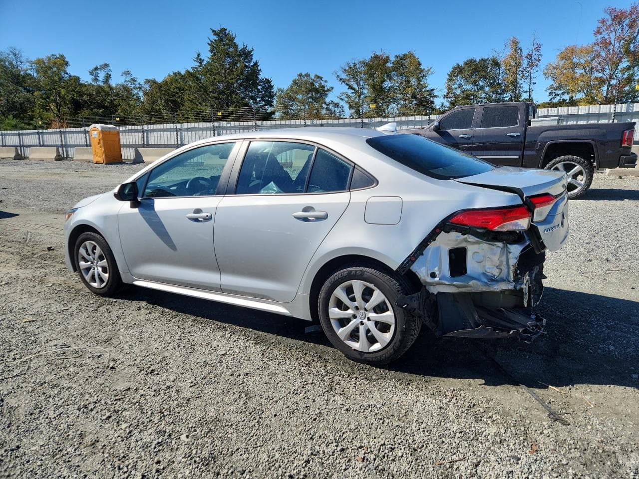 2022 Toyota Corolla Le - foto 2
