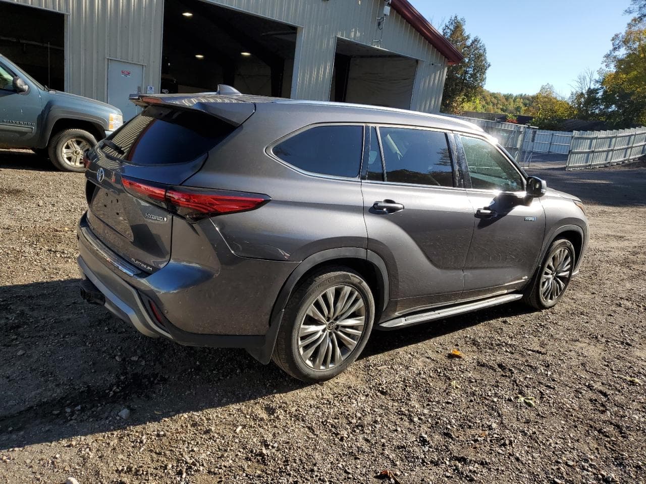 2021 Toyota Highlander Hybrid Platinum - foto 3