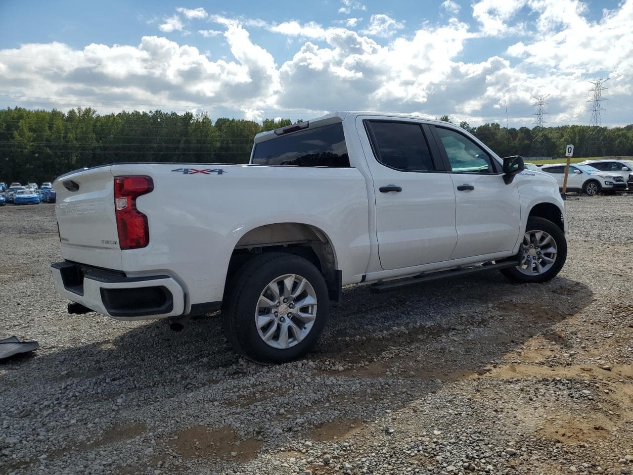 2022 Chevrolet Silverado K1500 Custom - foto 3
