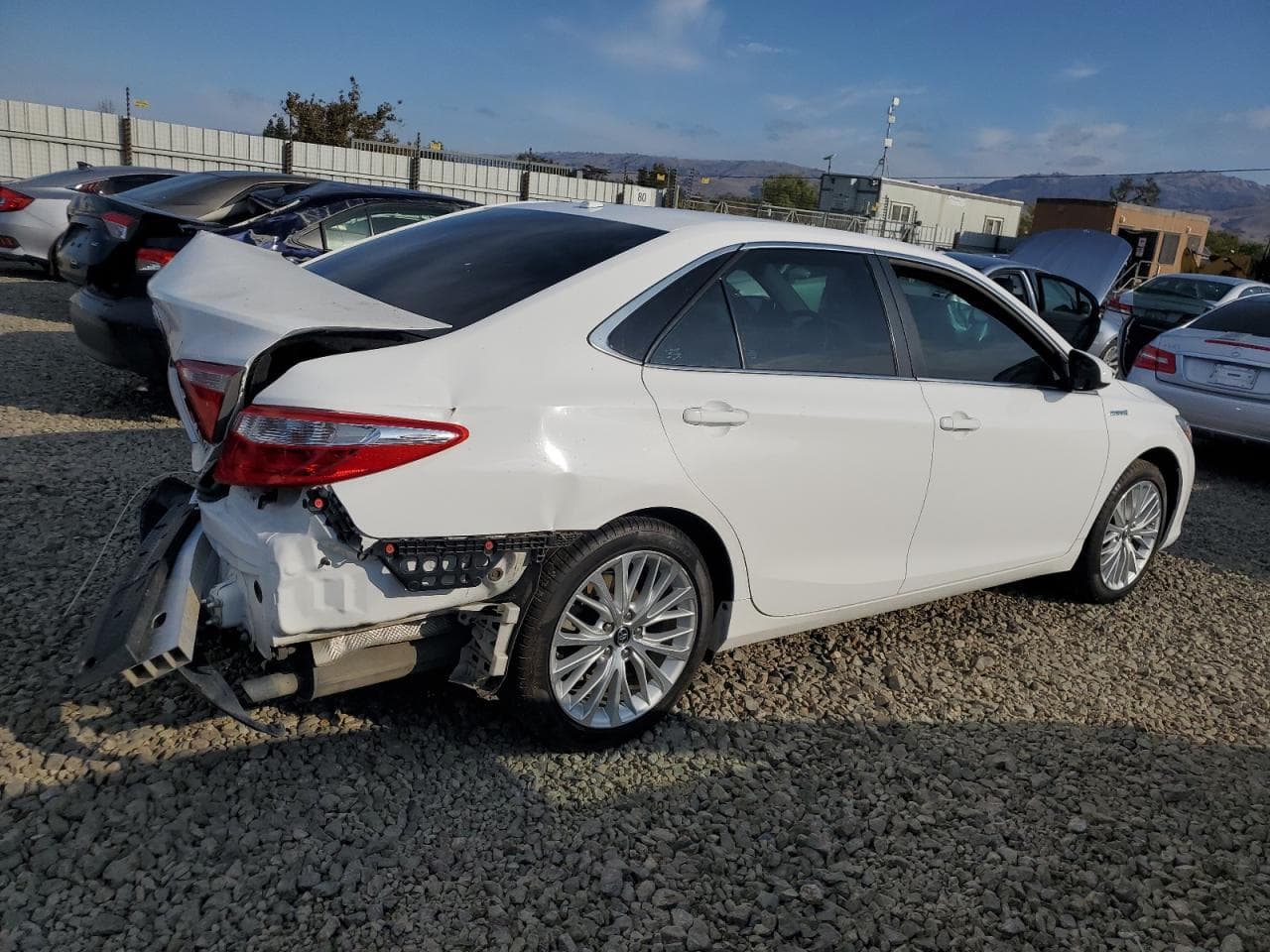 2015 Toyota Camry Hybrid - foto 3