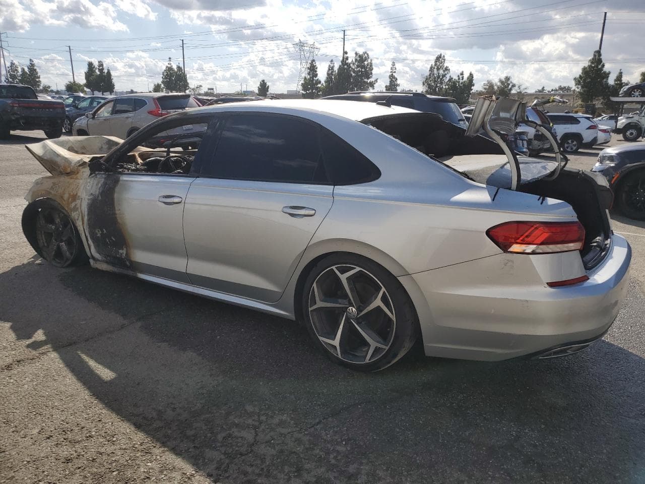 2021 Volkswagen Passat R-Line - foto 2