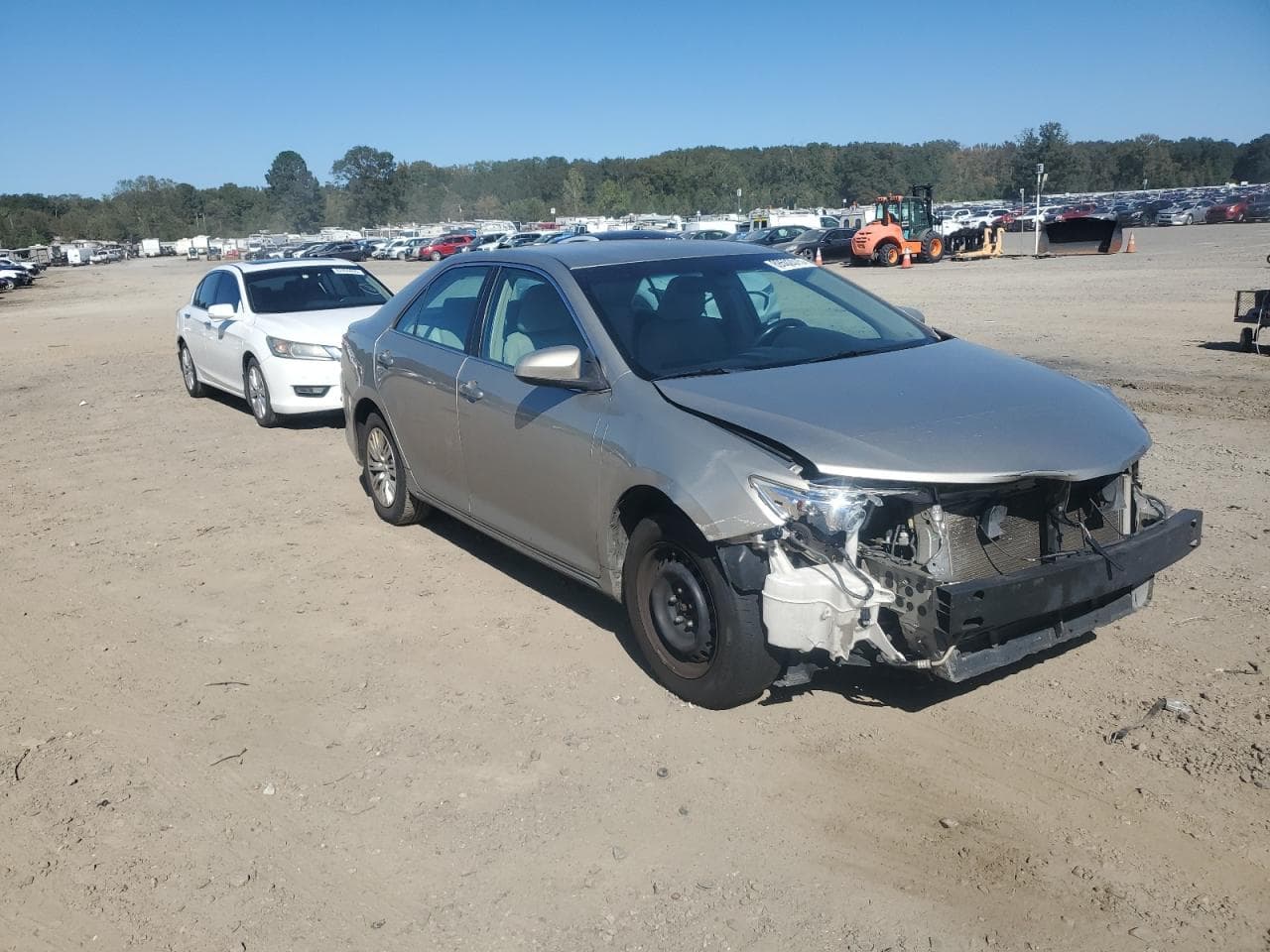 2014 Toyota Camry L - foto 4