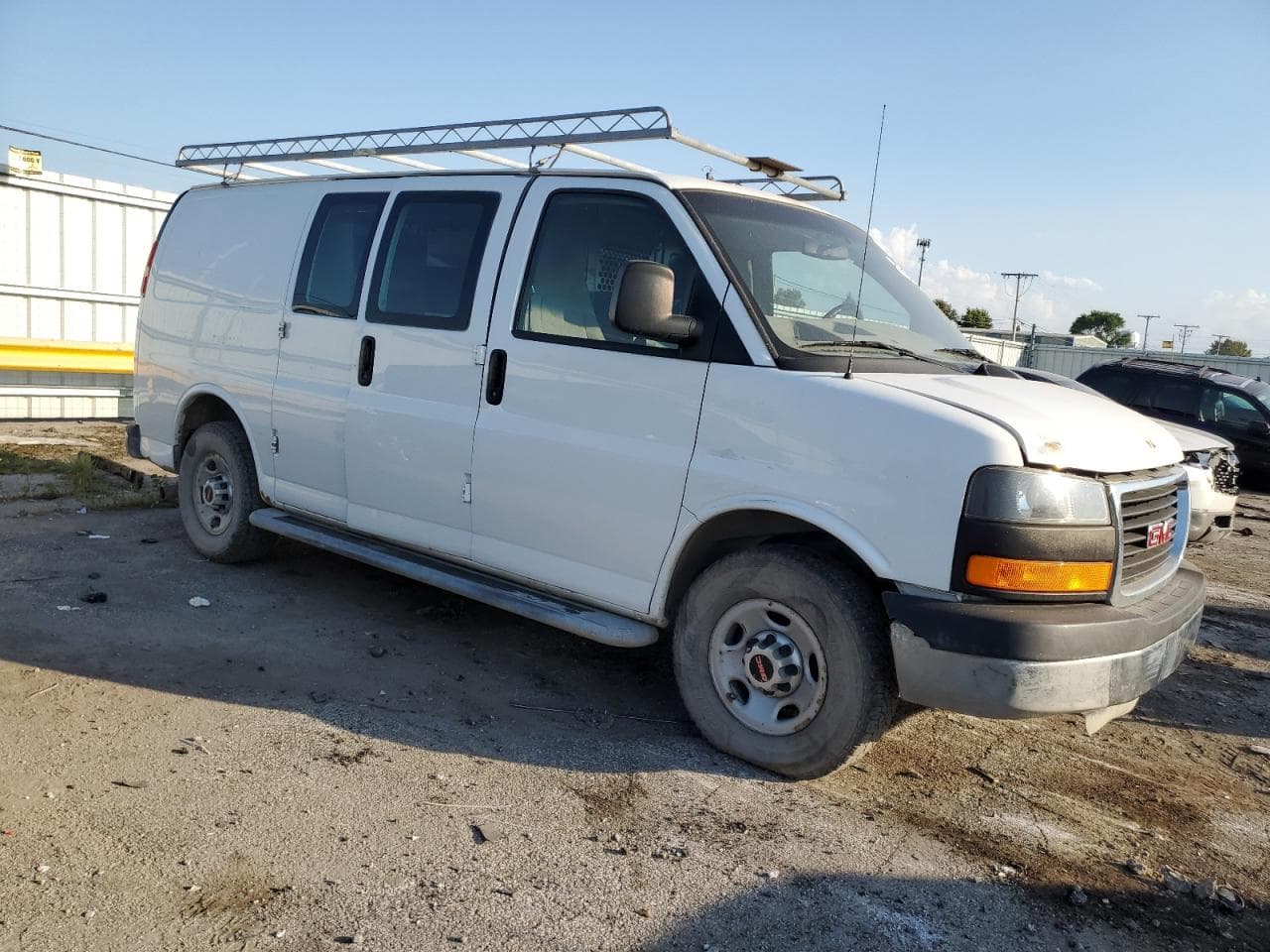 2014 GMC Savana G2500 - foto 4