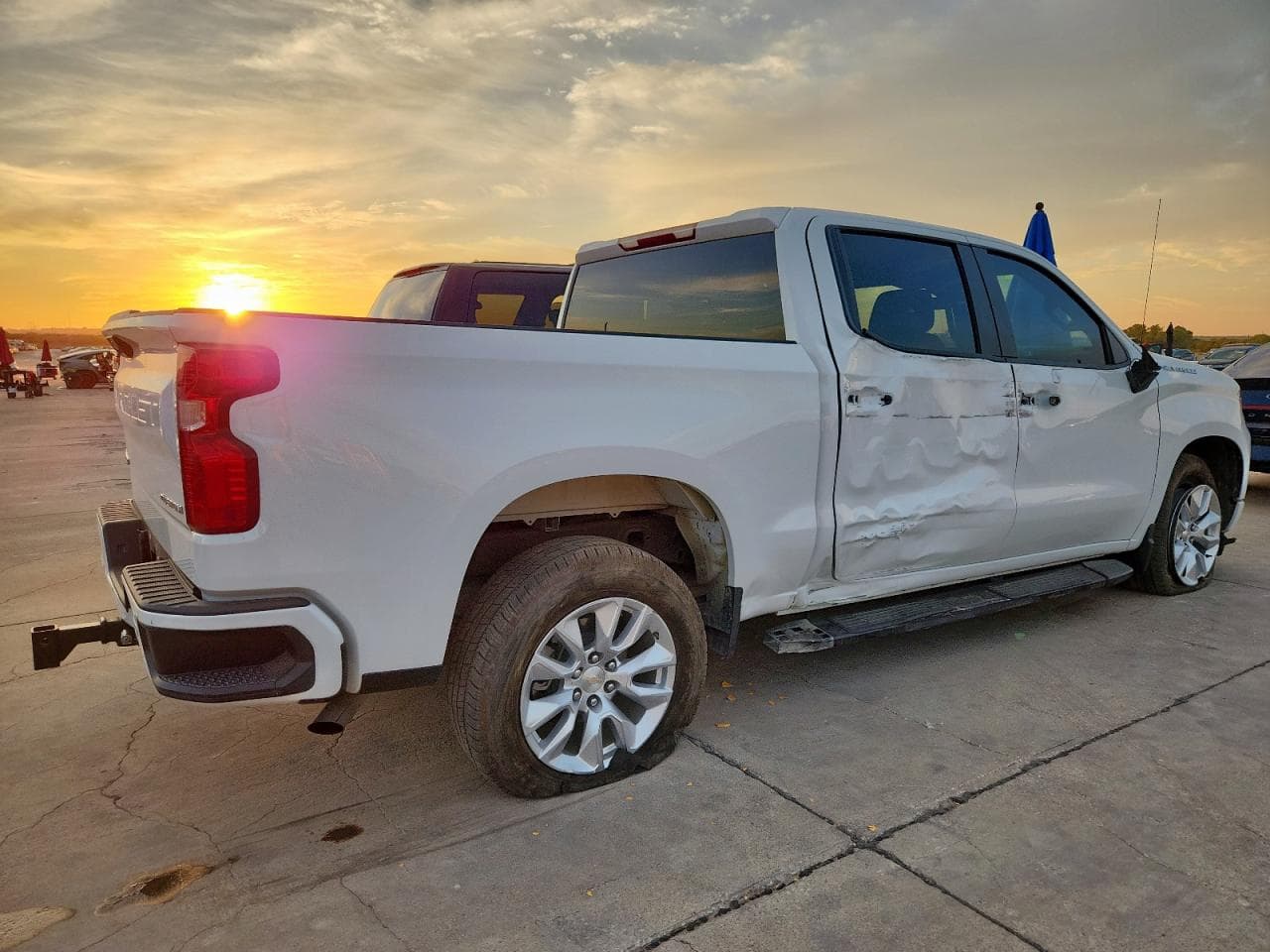 2024 Chevrolet Silverado C1500 Custom - foto 3