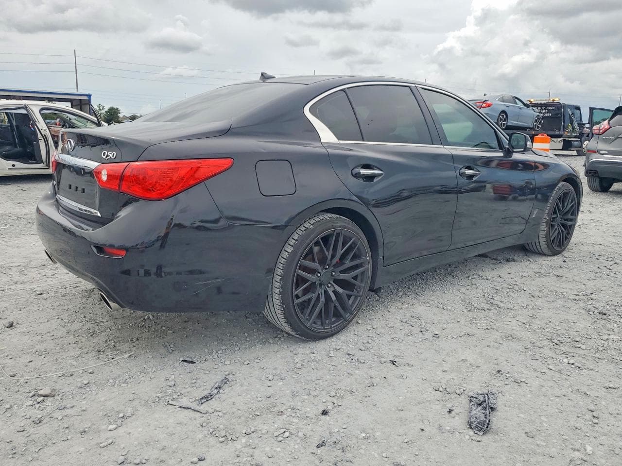 2017 Infiniti Q50 Base - foto 3