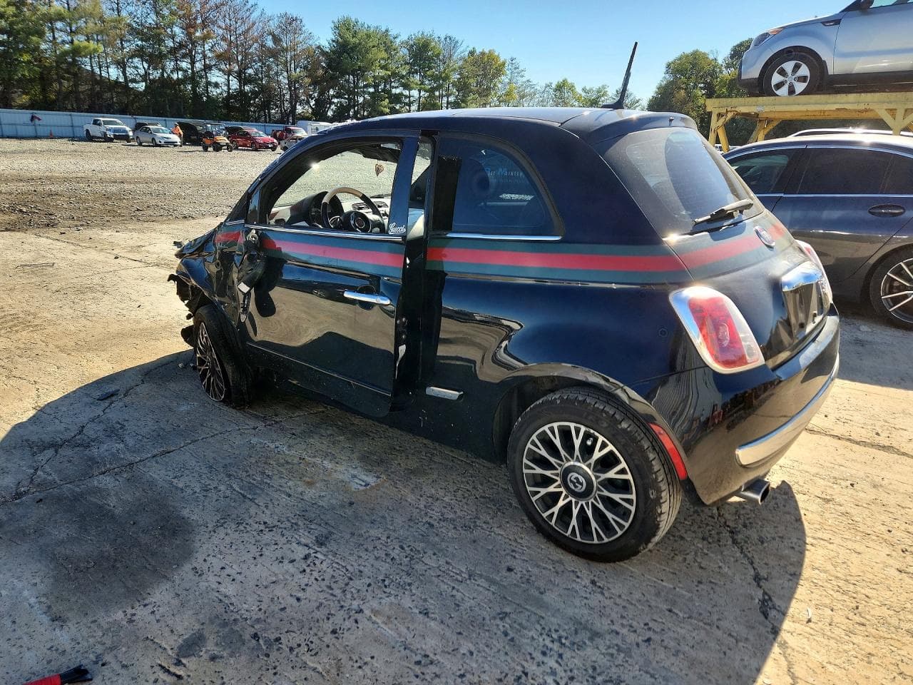 2012 Fiat 500 Lounge - foto 2