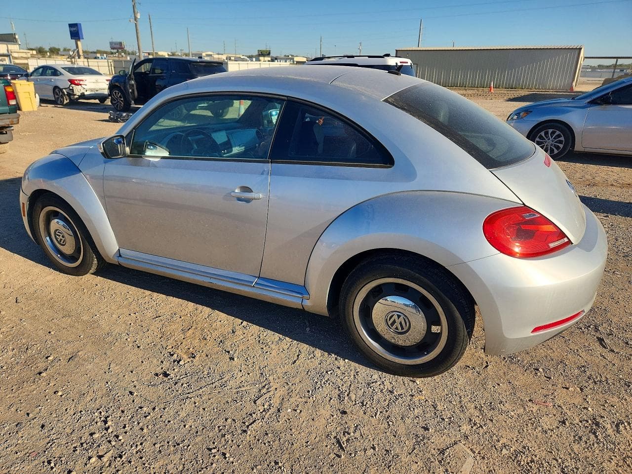 2012 Volkswagen Beetle - foto 2