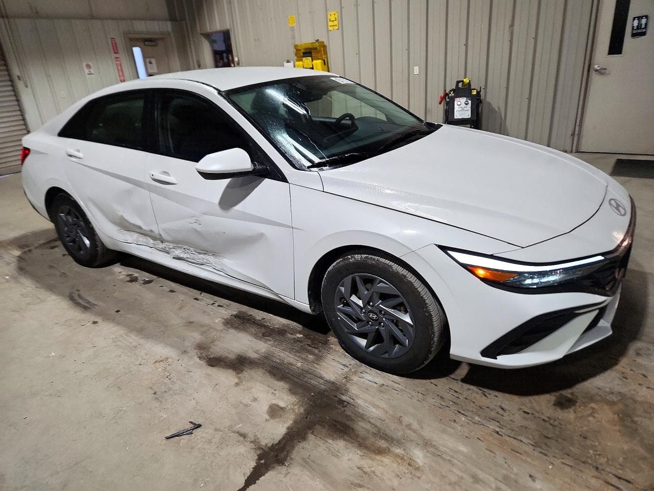 2026 Hyundai Elantra Hybrid Blue - foto 4