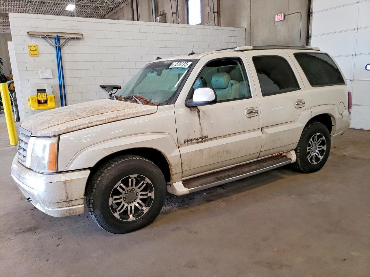 2003 Cadillac Escalade Luxury