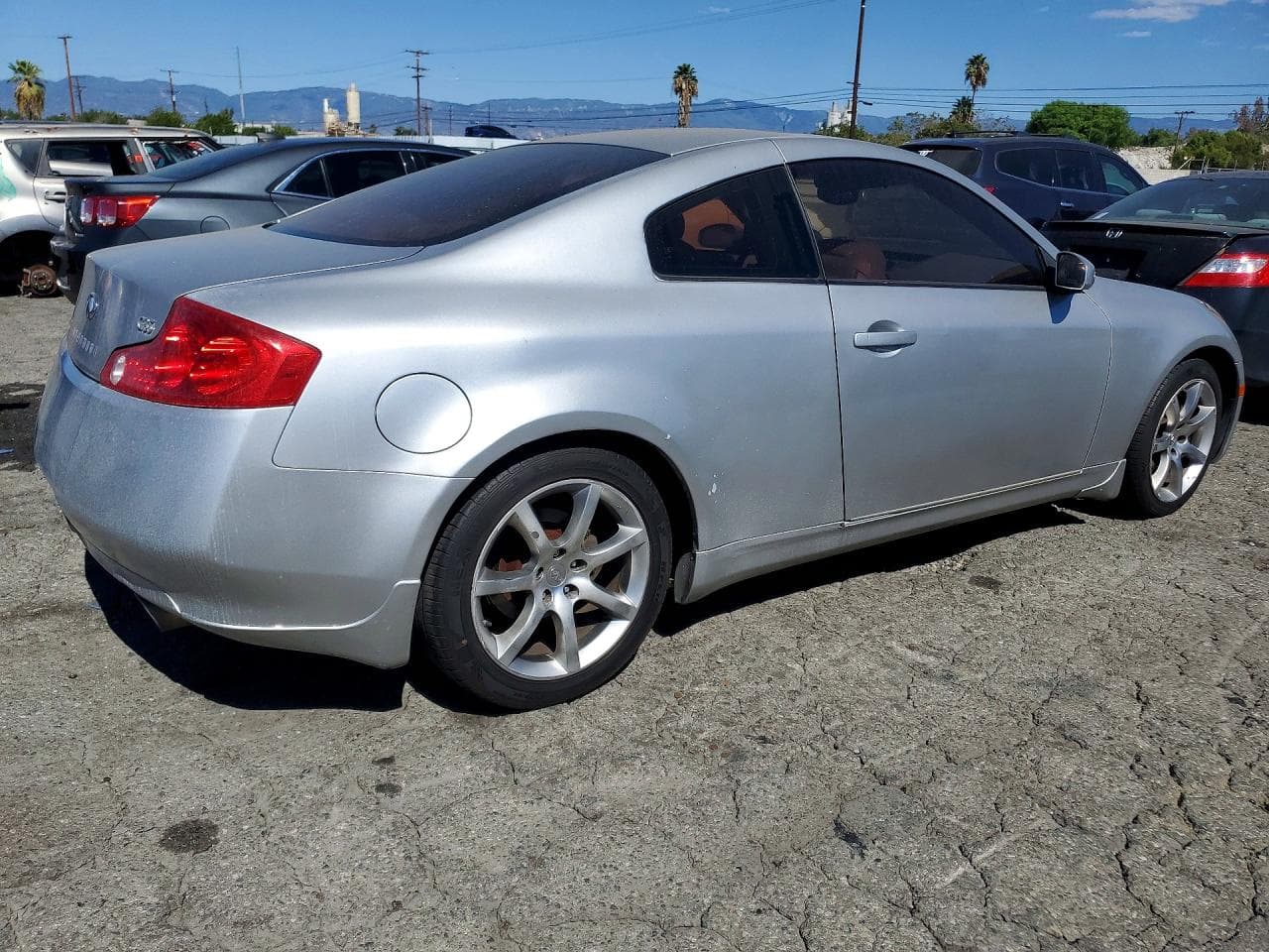 2004 Infiniti G35 Base - foto 3