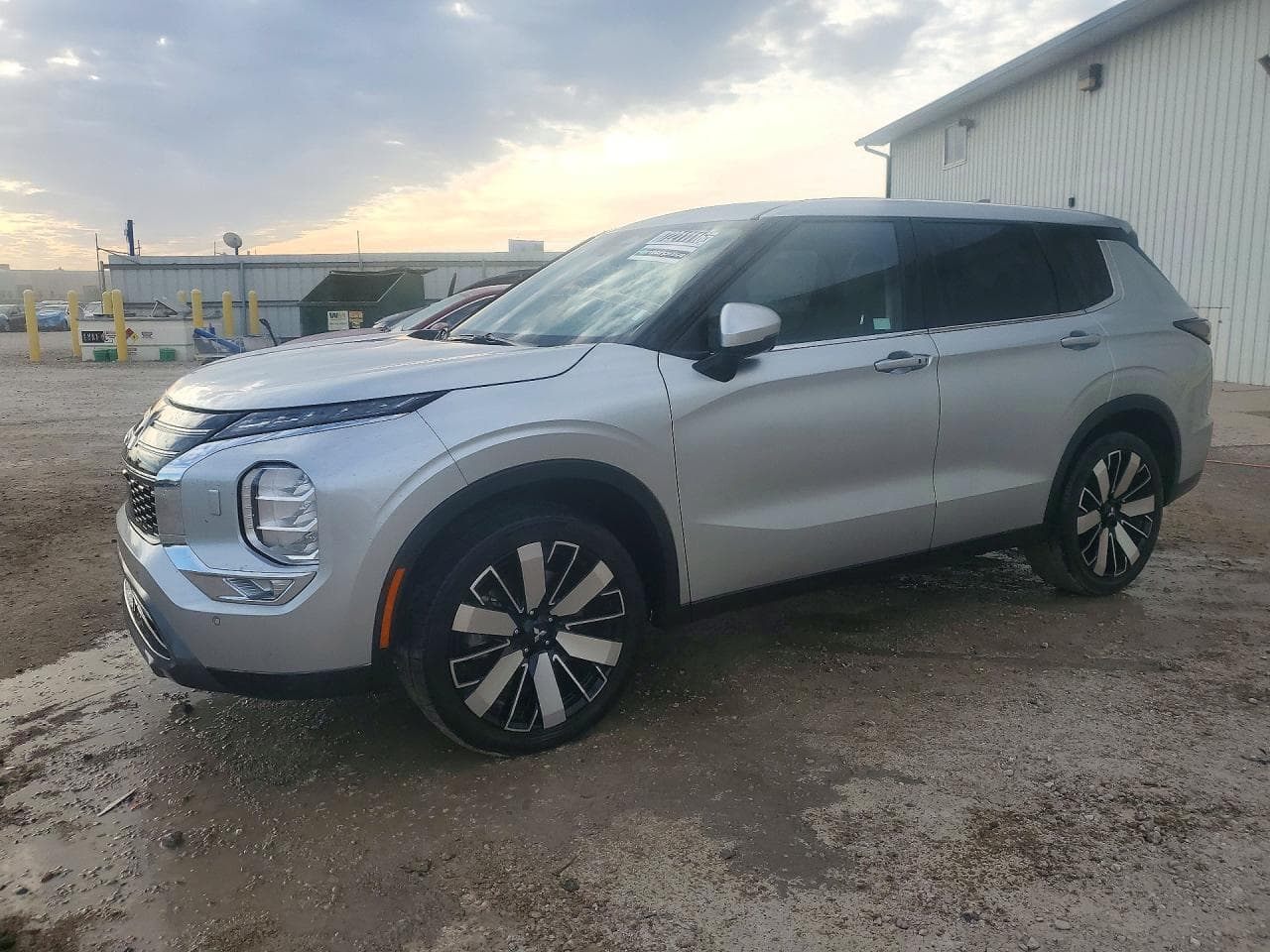 Mitsubishi Outlander 2025 z USA