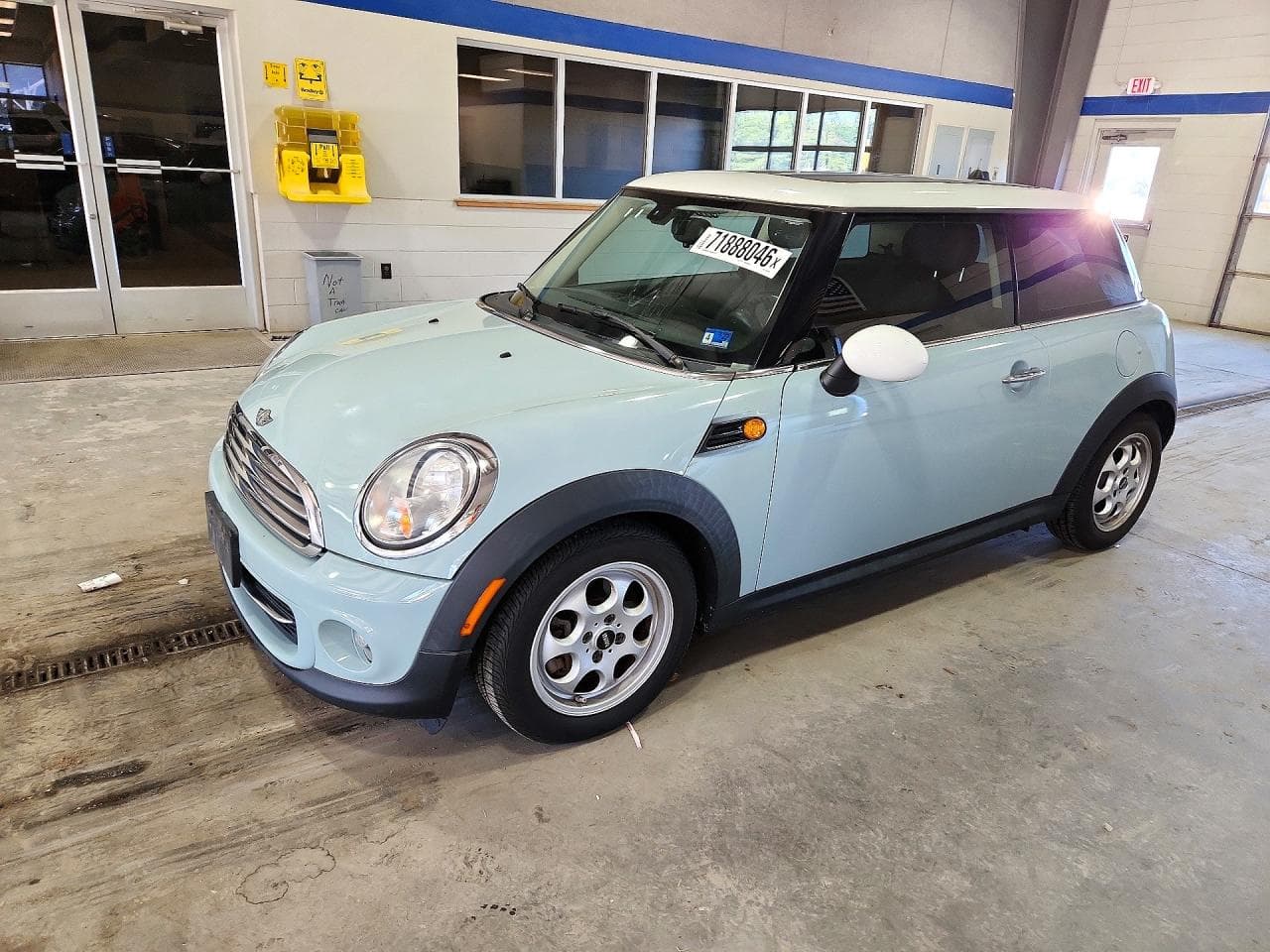 MINI Cooper 2013 z USA