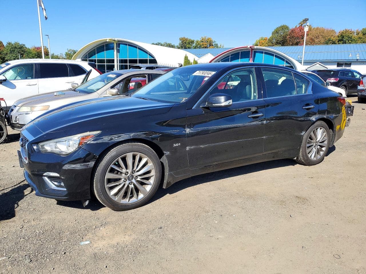 Infiniti Q50 2018 z USA