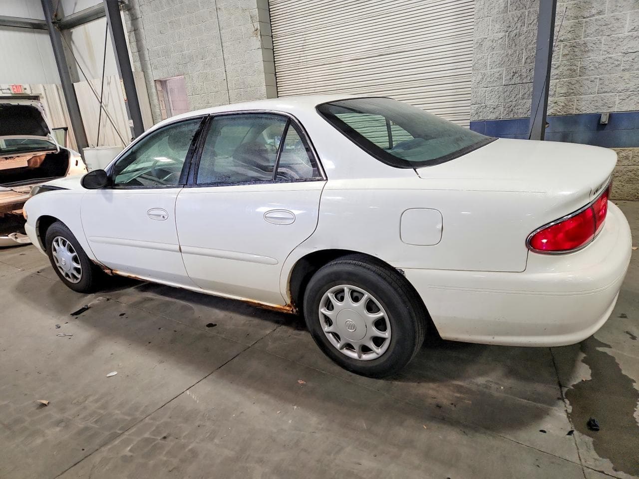 2004 Buick Century Custom - foto 2