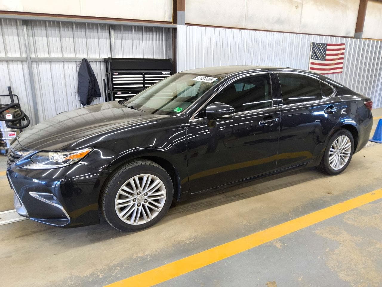 Lexus ES 2016 z USA