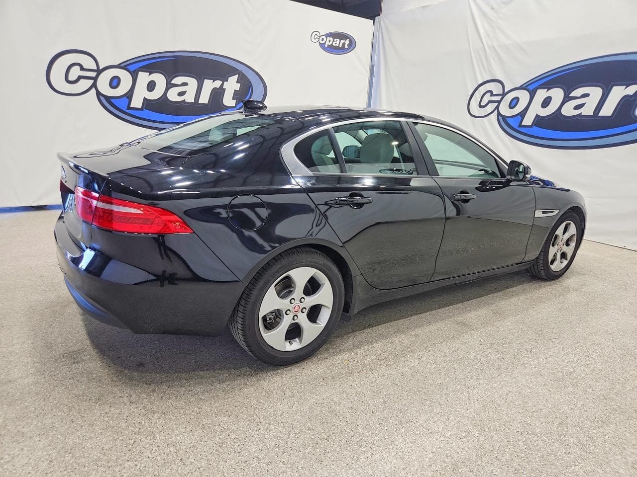 2017 Jaguar Xe - foto 3