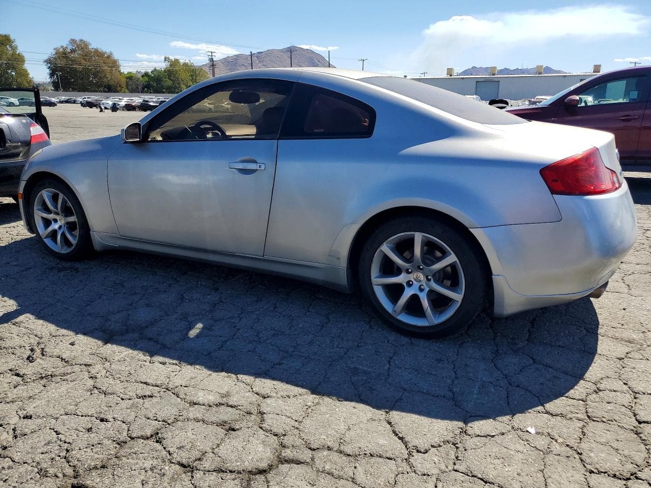 2004 Infiniti G35 Base - foto 2