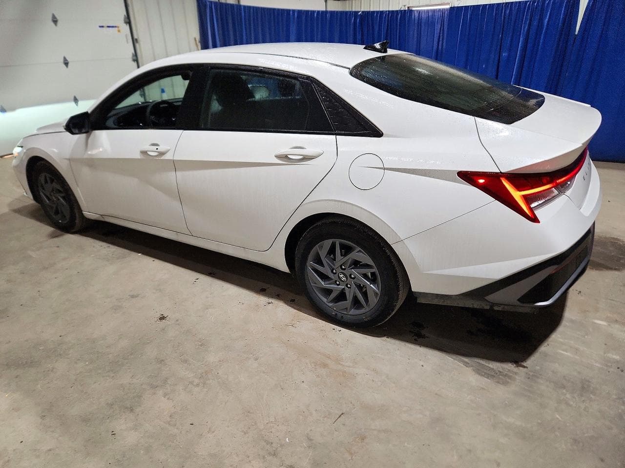 2026 Hyundai Elantra Hybrid Blue - foto 2