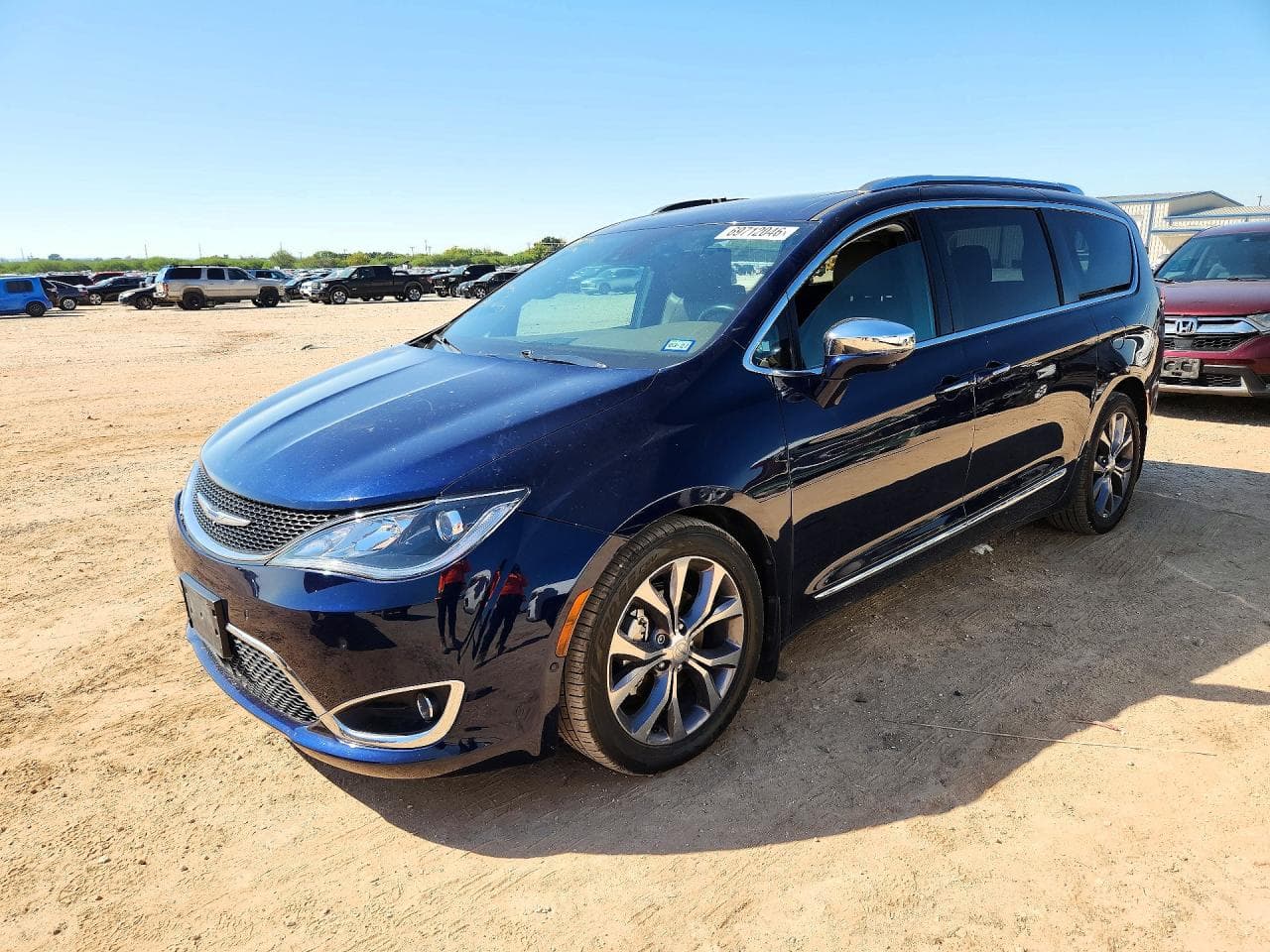 Chrysler Pacifica 2018 z USA