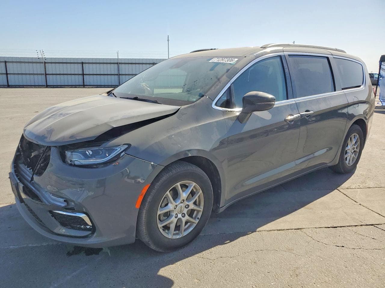 2022 Chrysler Pacifica Touring L
