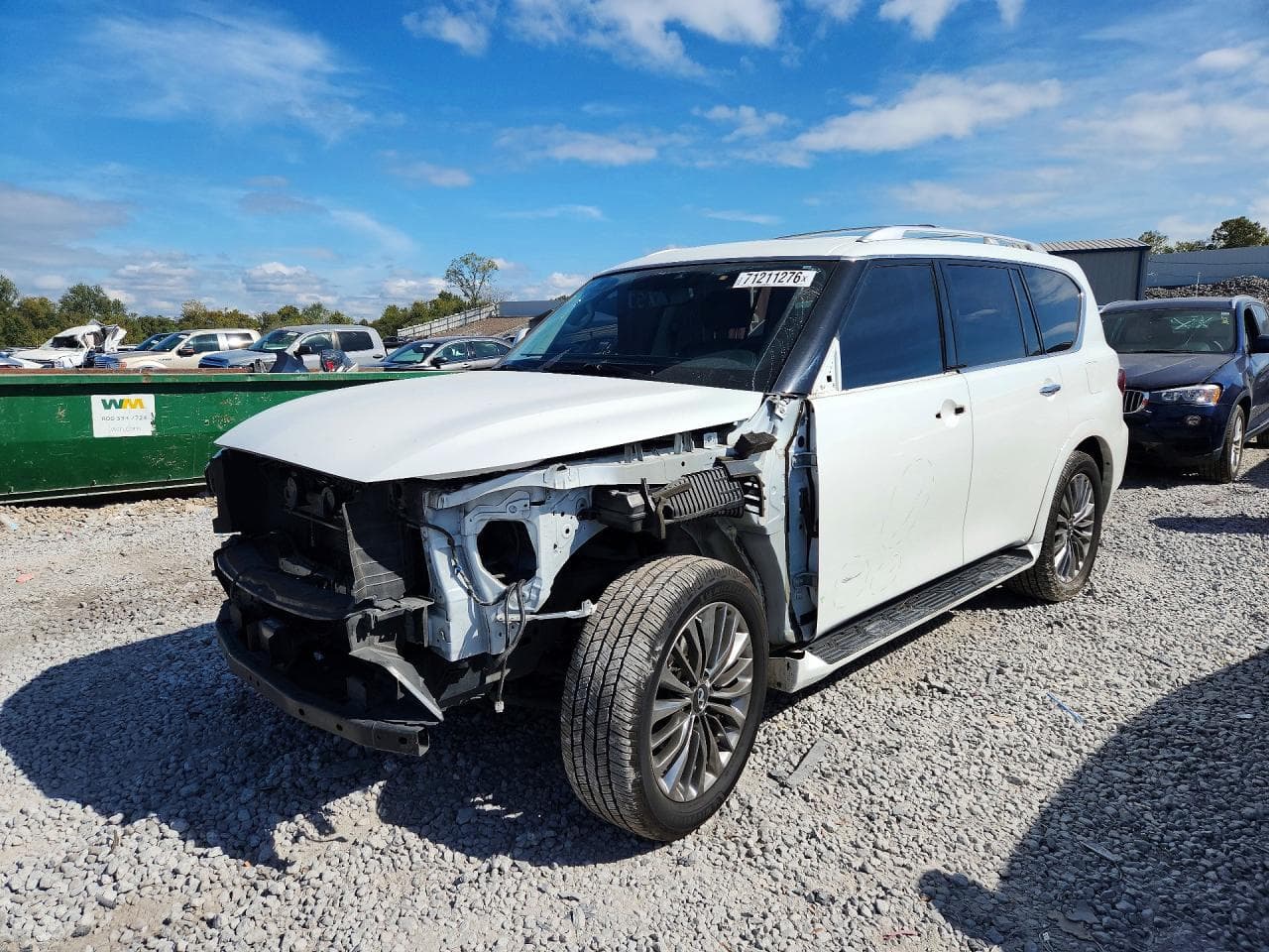 Infiniti QX80 2019 z USA