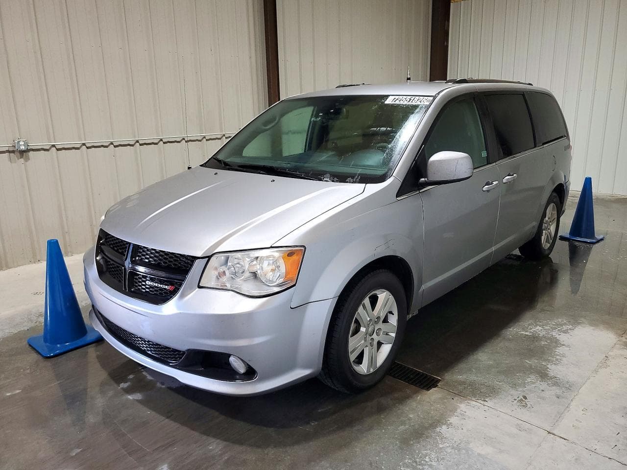 Dodge Caravan 2019 z USA