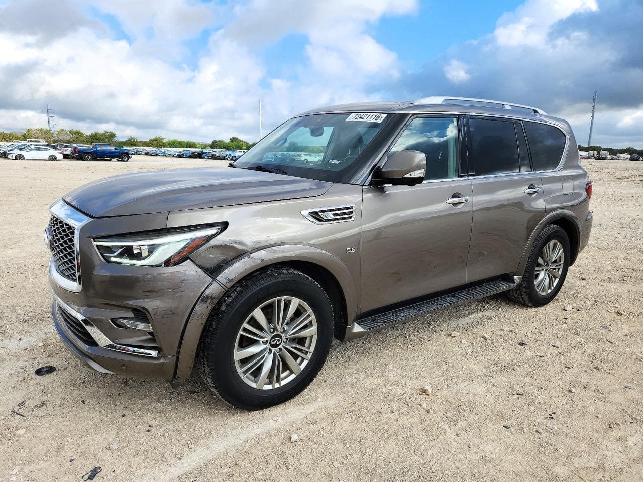 Infiniti QX80 2019 z USA