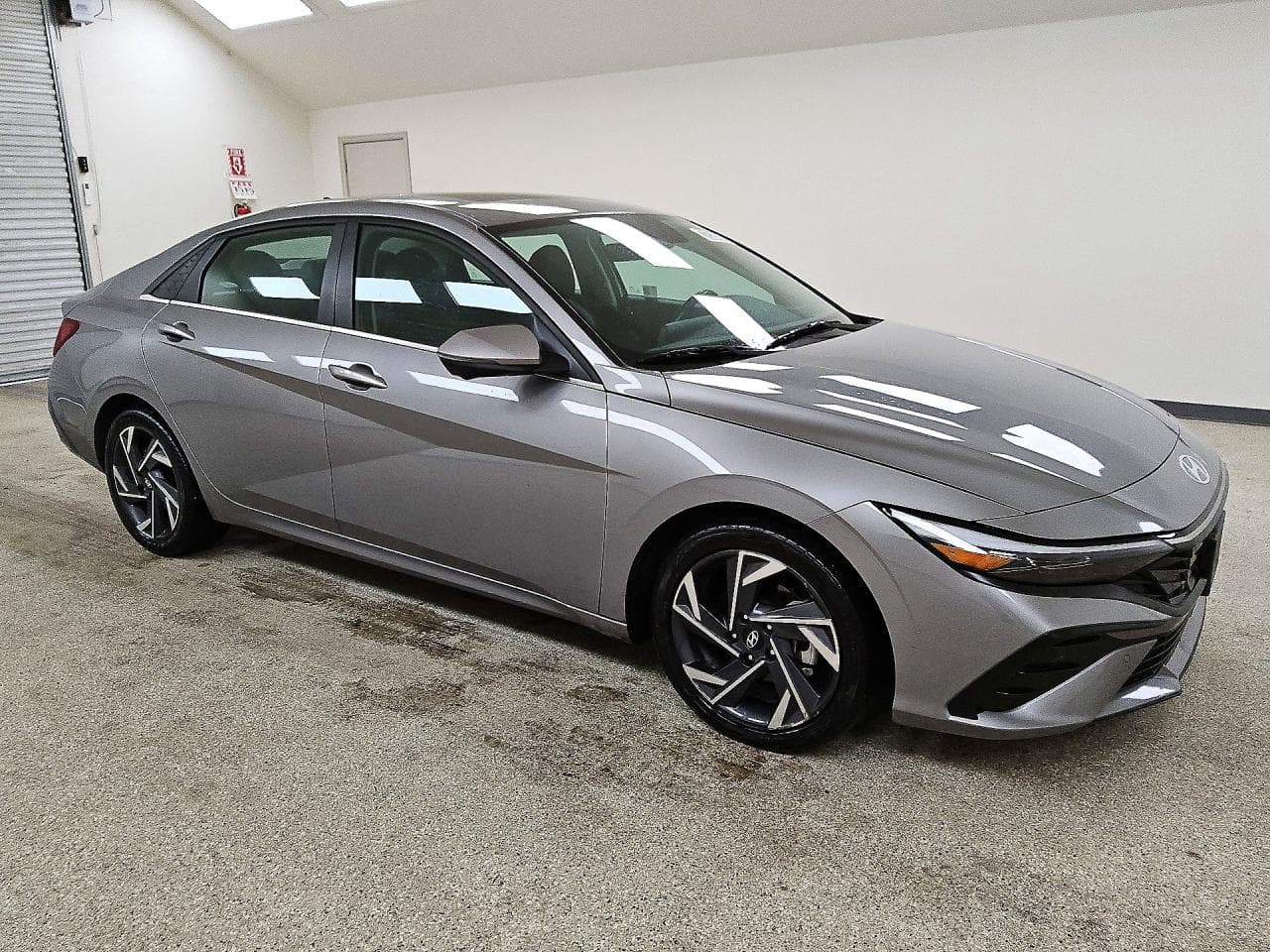 2024 Hyundai Elantra Limited - foto 4