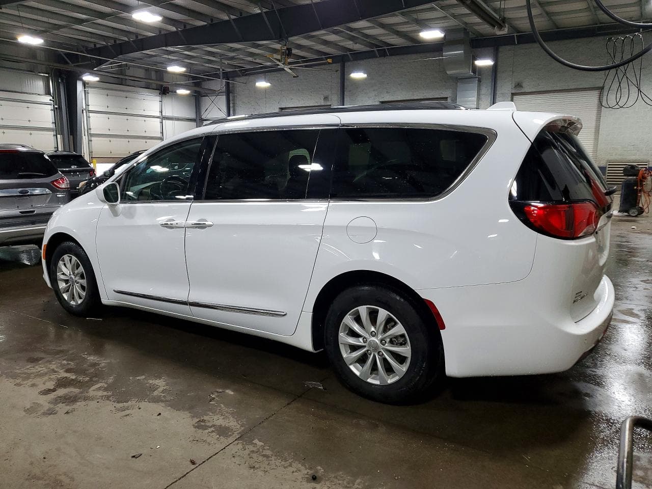 2018 Chrysler Pacifica Touring L - foto 2