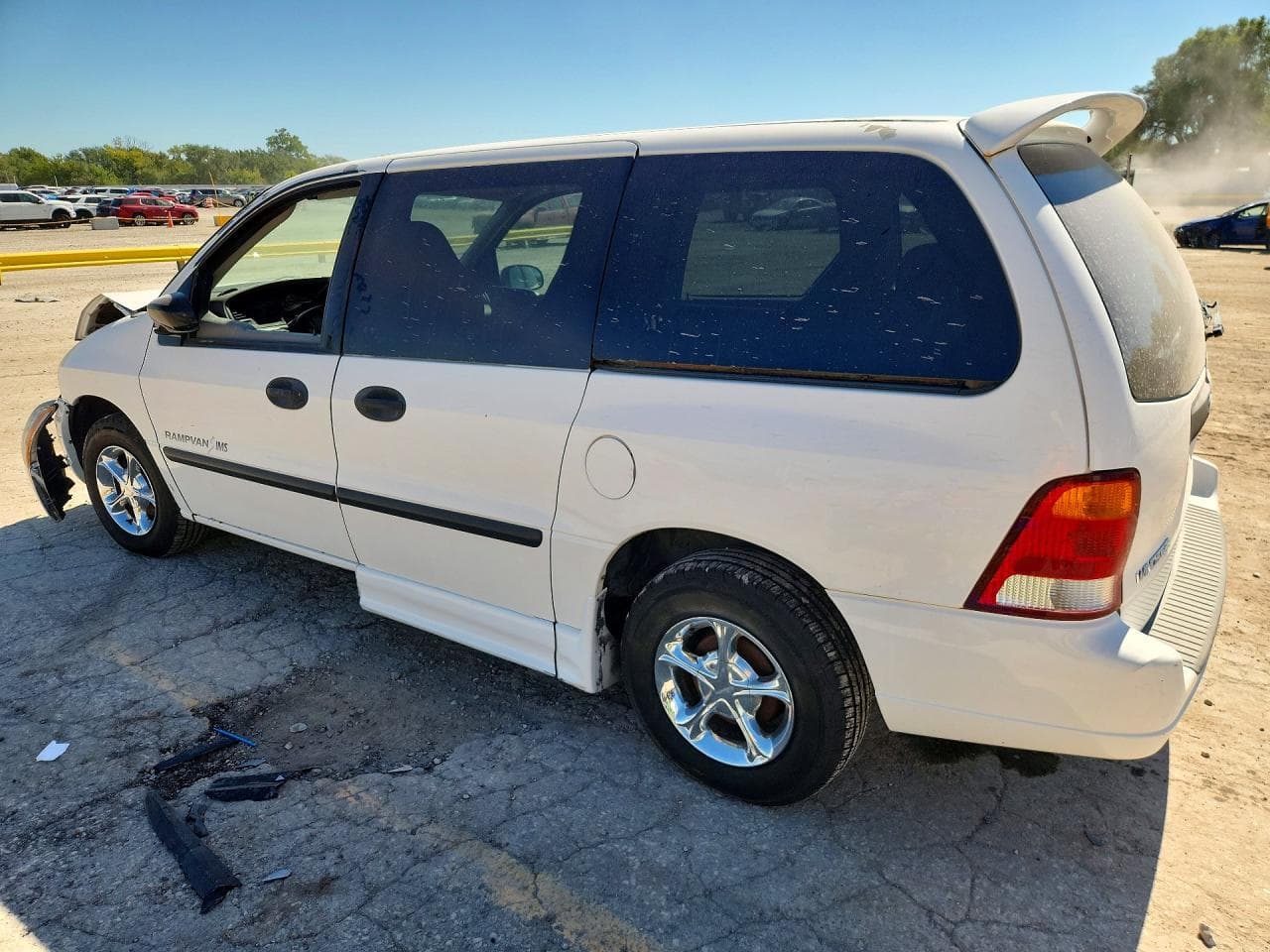 2023 Ford Windstar - foto 2