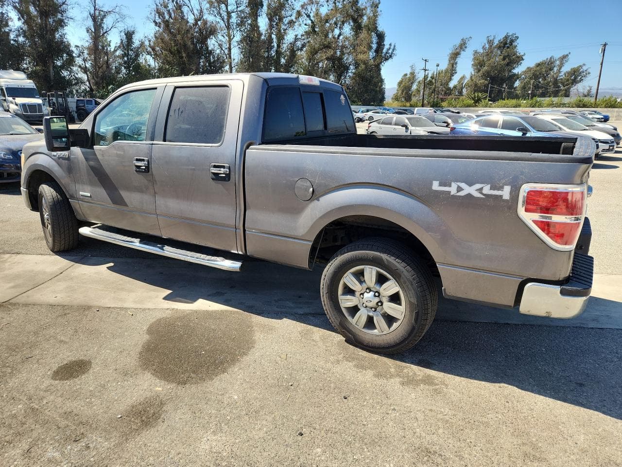 2011 Ford F150 Supercrew - foto 2