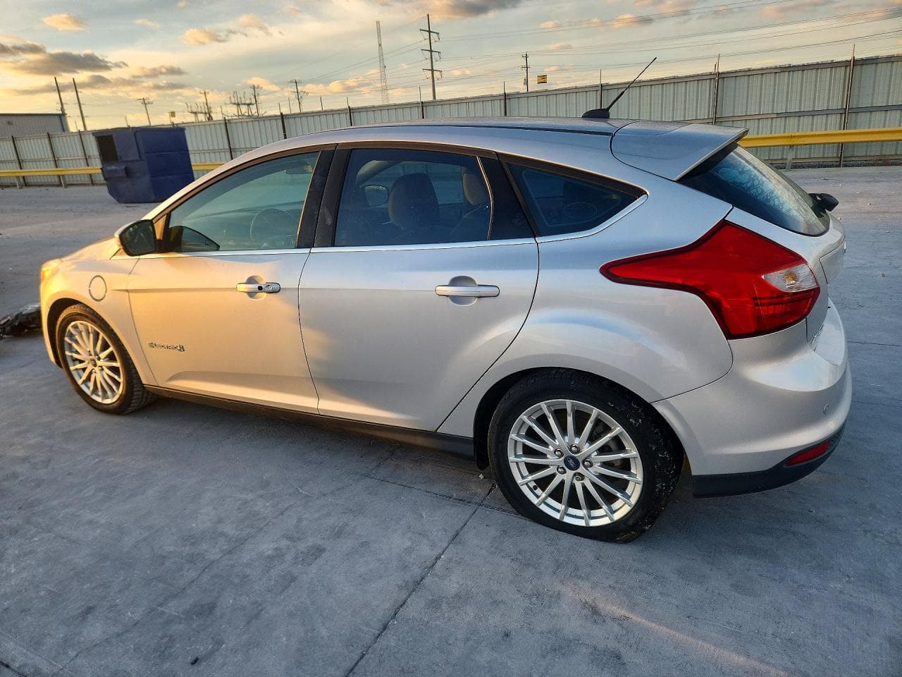 2013 Ford Focus Bev - foto 2