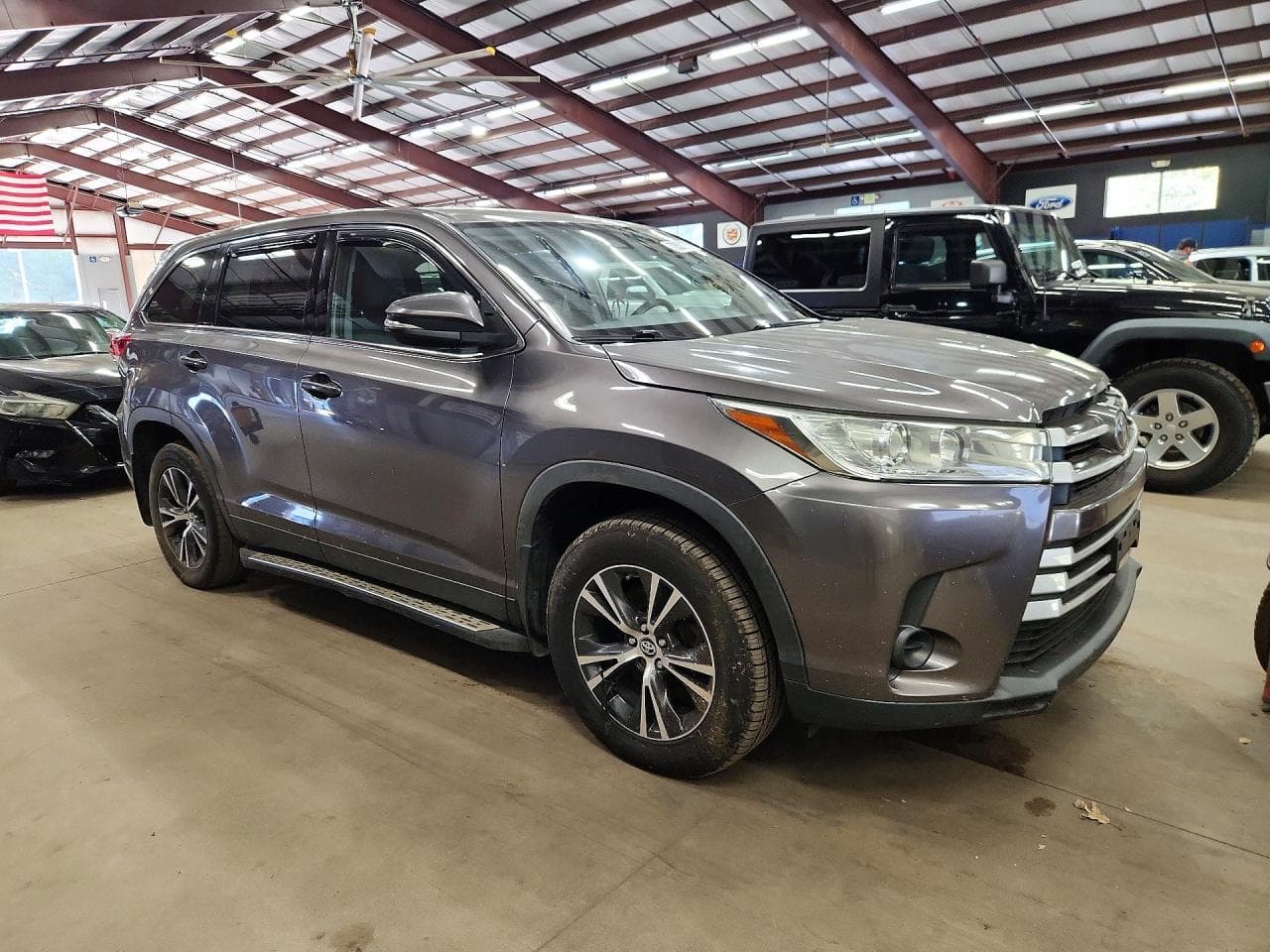 2019 Toyota Highlander Le - foto 4
