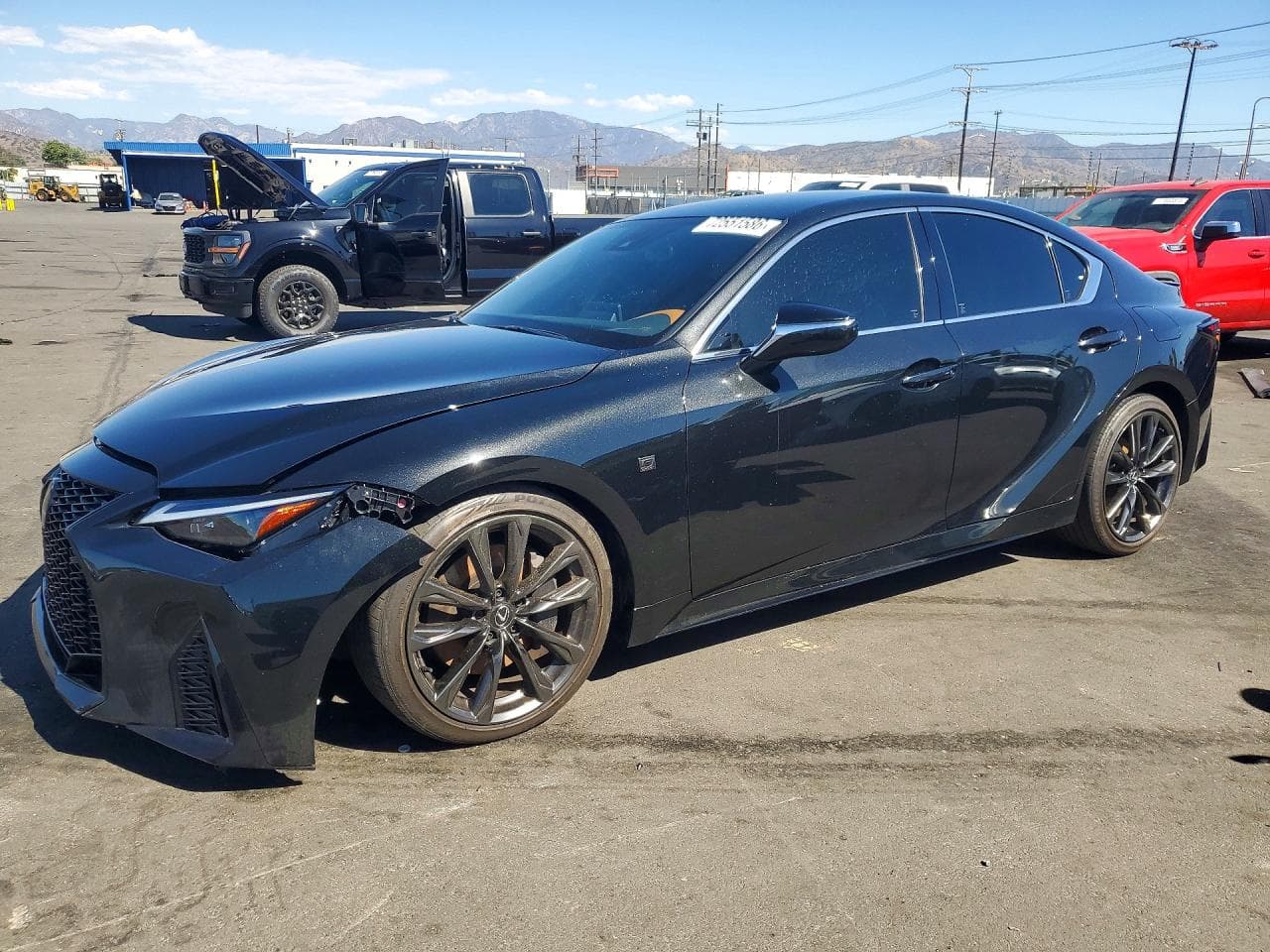 Lexus IS 2025 z USA