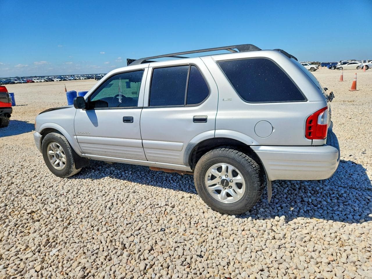2002 Isuzu Rodeo S - foto 2