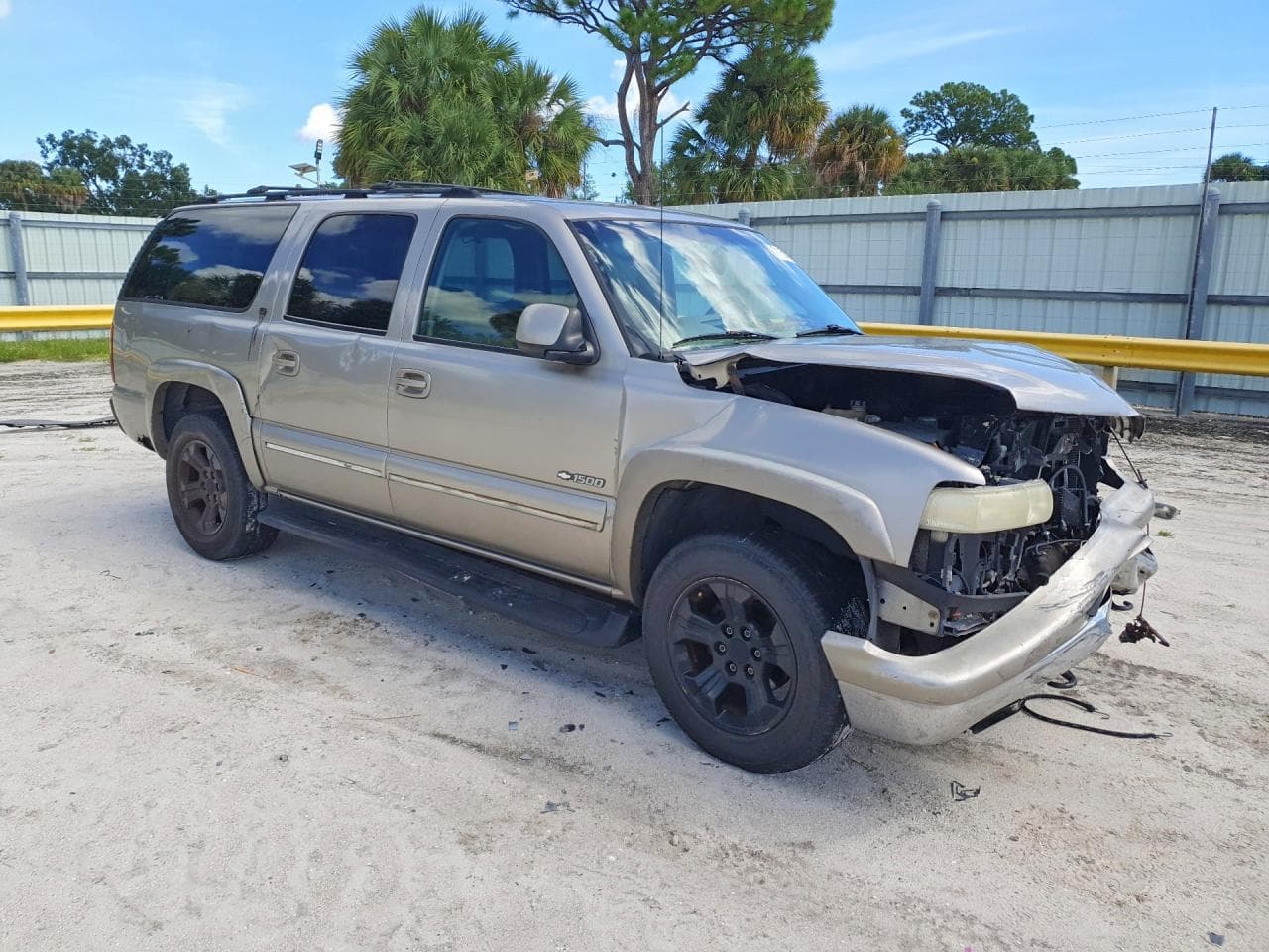 2001 Chevrolet Suburban C1500 - foto 4