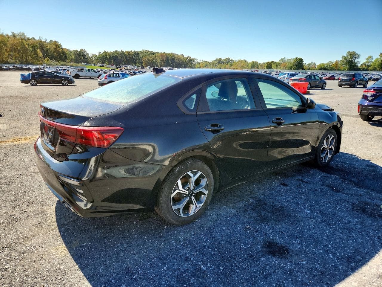 2021 Kia Forte Lxs - foto 3