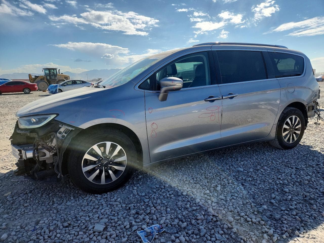 Chrysler Pacifica 2021 z USA