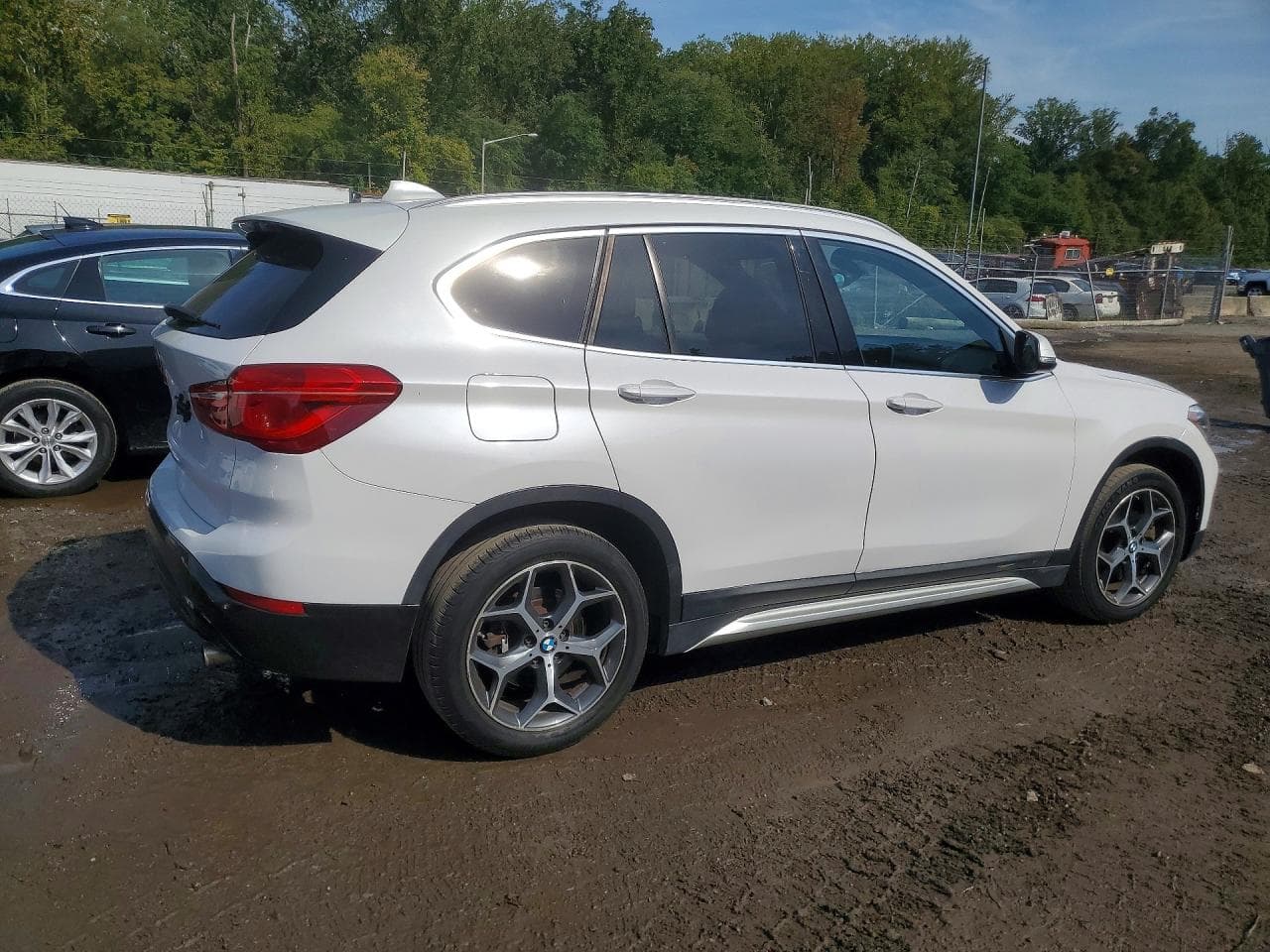 2018 BMW X1 xDrive28I - foto 3