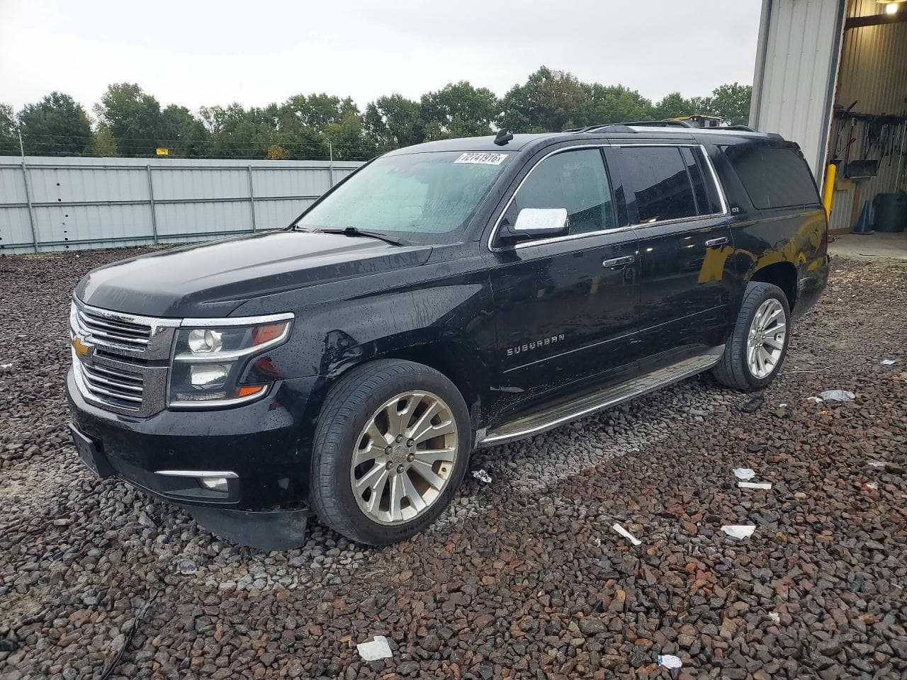 Chevrolet Suburban 2015 z USA