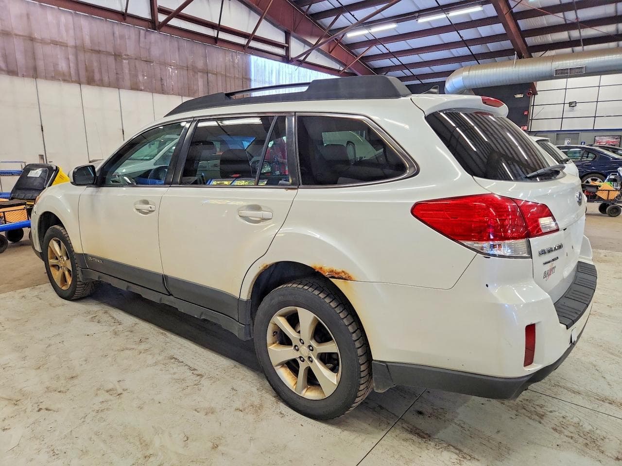 2013 Subaru Outback 2.5I Limited - foto 2